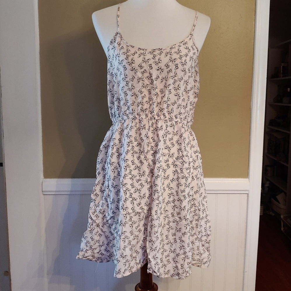 5/$35 or 3/$25 BUTTERFLY PATTERN SKATER DRESS